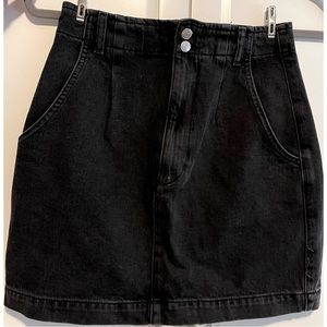 TOPSHOP Black Denim Moto Mini Skirt - US 2